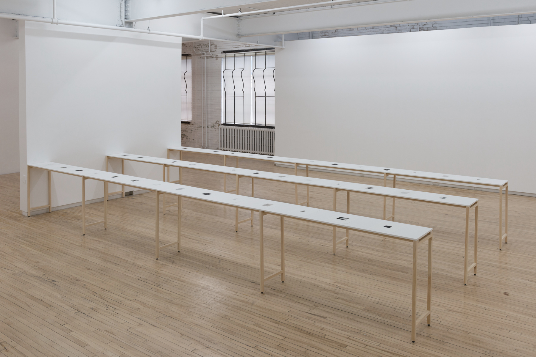 sophie-jodoin_installation-view-une-certaine-instabilite-emotionnelle_april-15-may-30_battat-contemporary-montreal-photo-paul-litherland_courtesy-battat-contemporary-01