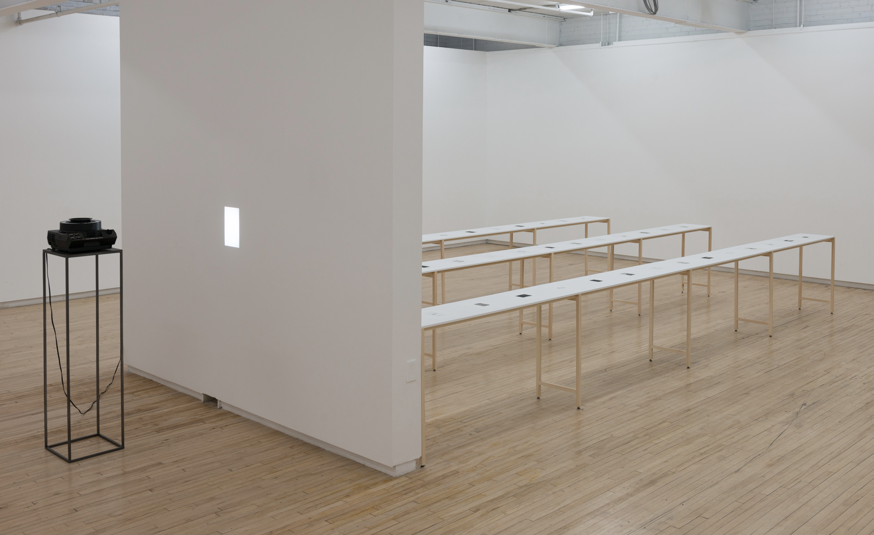 sophie-jodoin_installation-view-une-certaine-instabilite-emotionnelle_april-15-may-30_battat-contemporary-montreal-photo-paul-litherland_courtesy-battat-contemporary-03 (1)